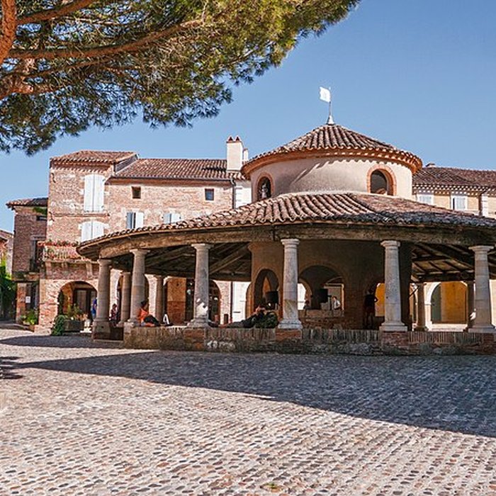 Photo de Halle aux grains dAuvillar