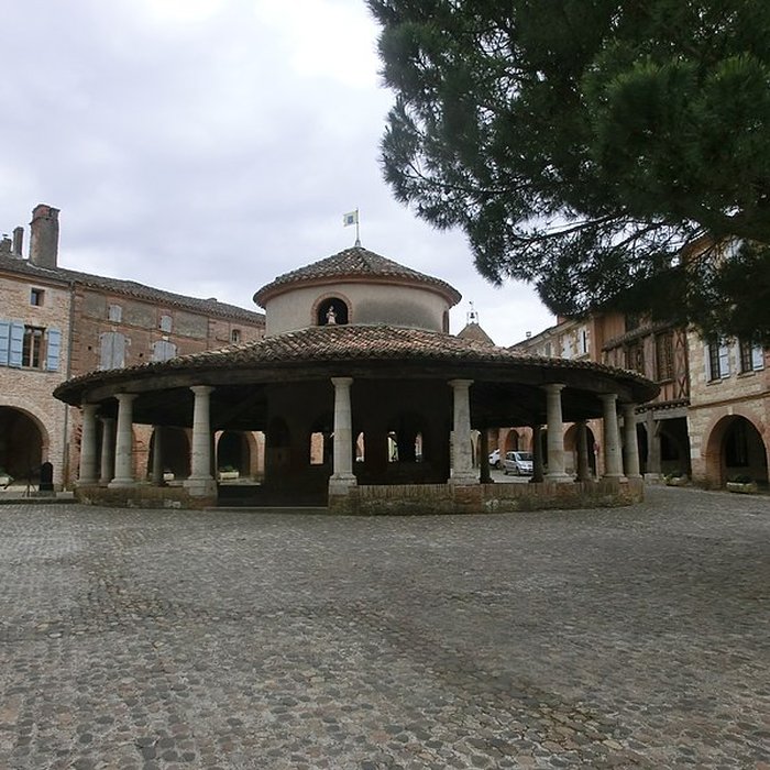 Photo de Halle aux grains dAuvillar