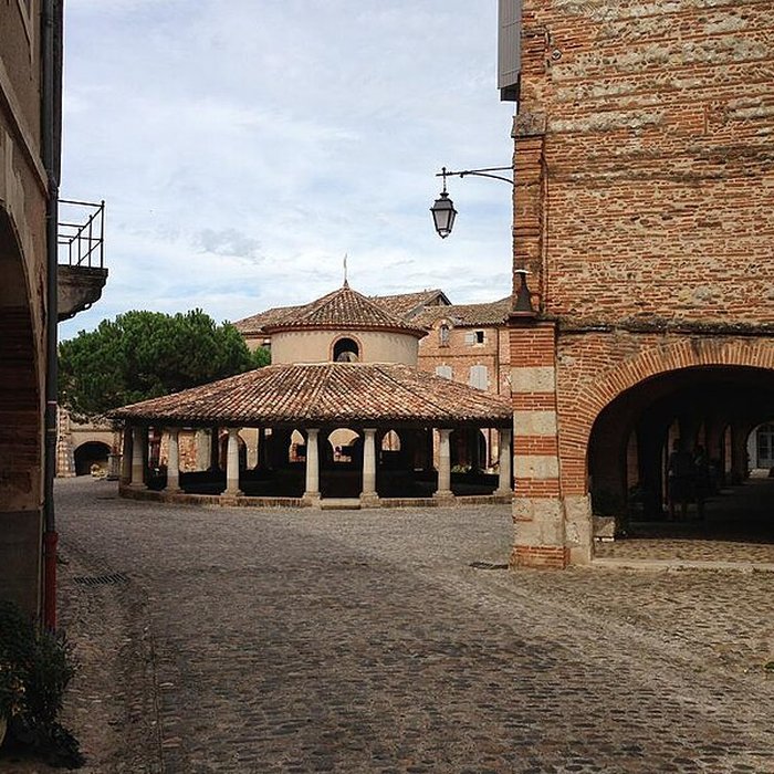Photo de Halle aux grains dAuvillar
