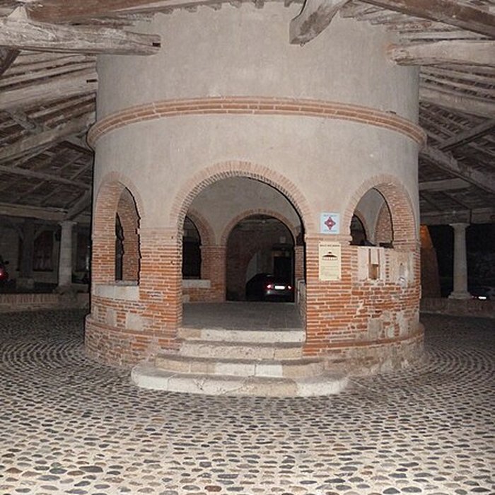 Photo de Halle aux grains dAuvillar