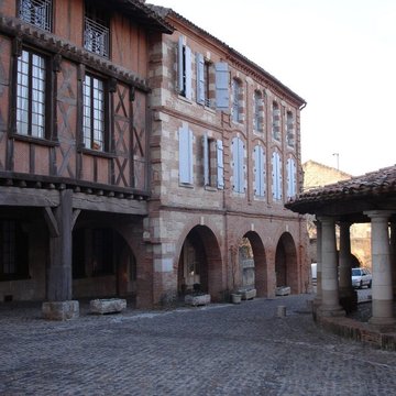 Halle aux grains dAuvillar