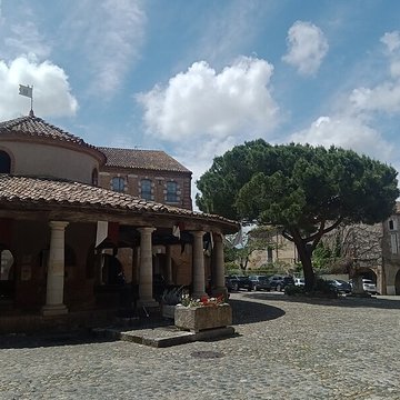 Halle aux grains dAuvillar