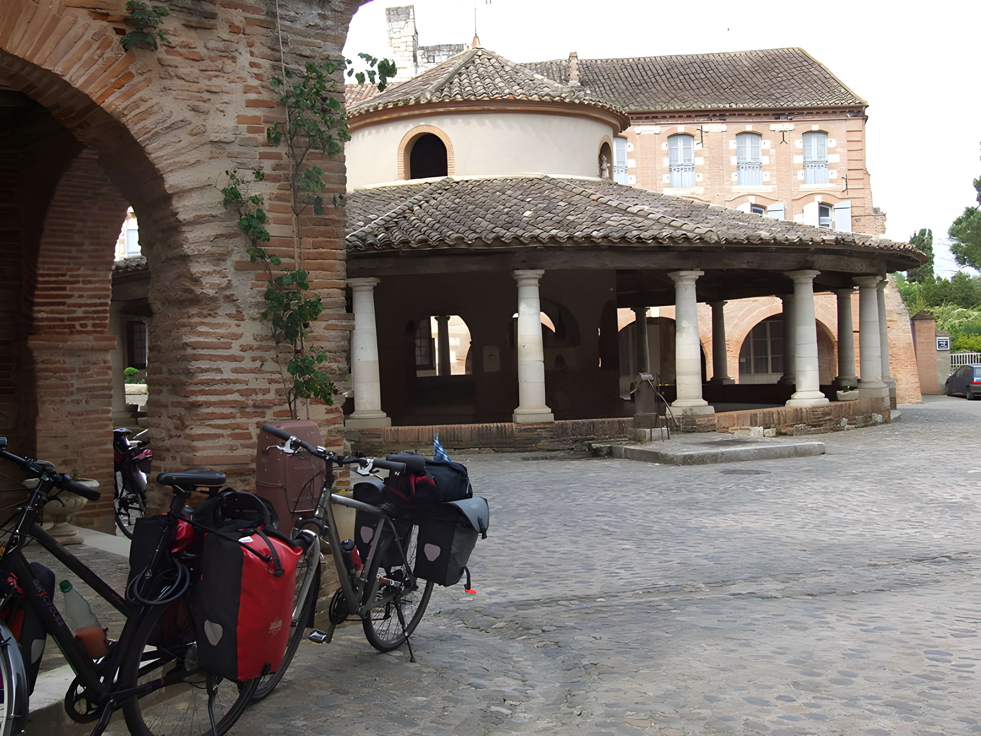 Halle aux grains d'Auvillar