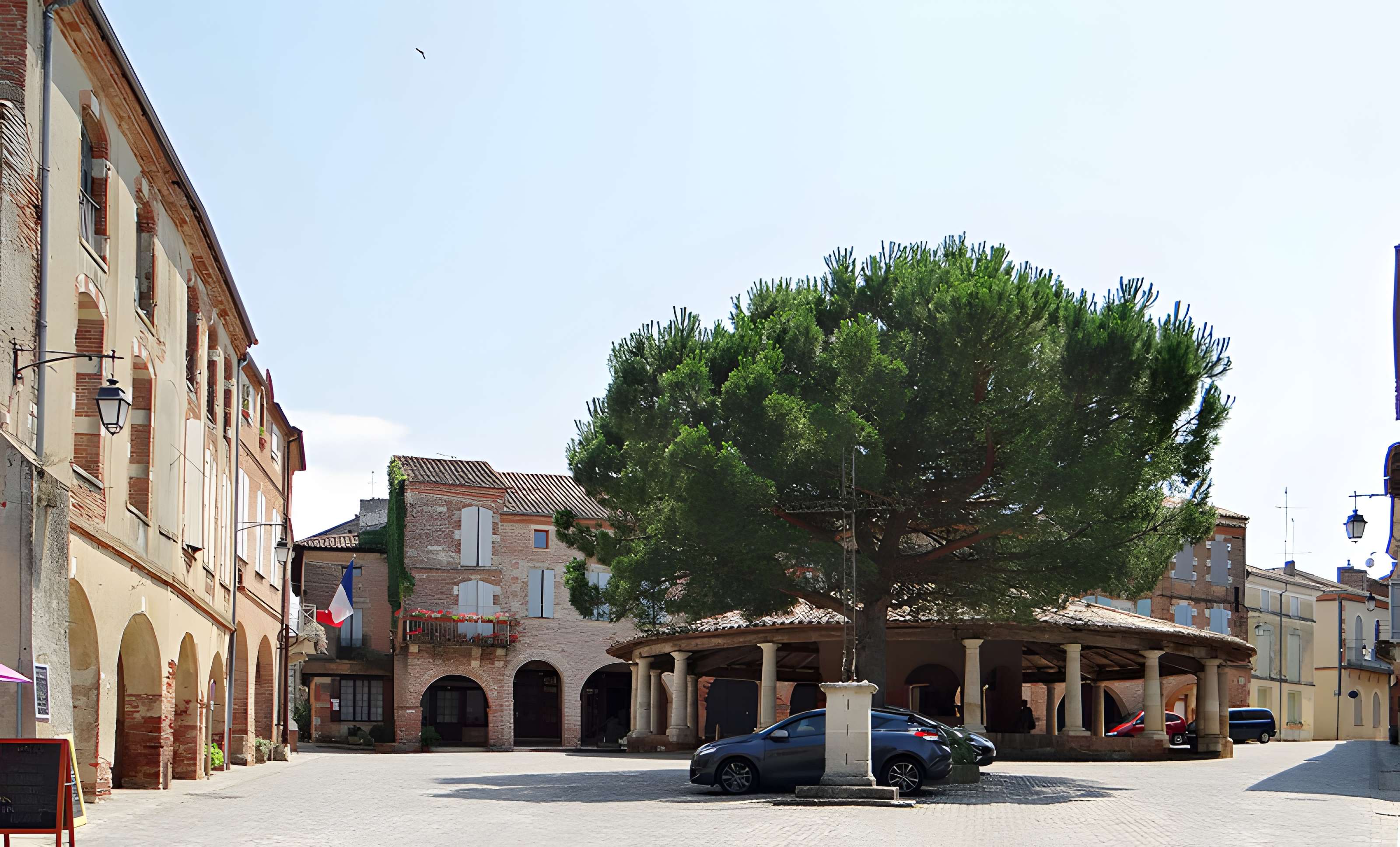 Halle aux grains d'Auvillar