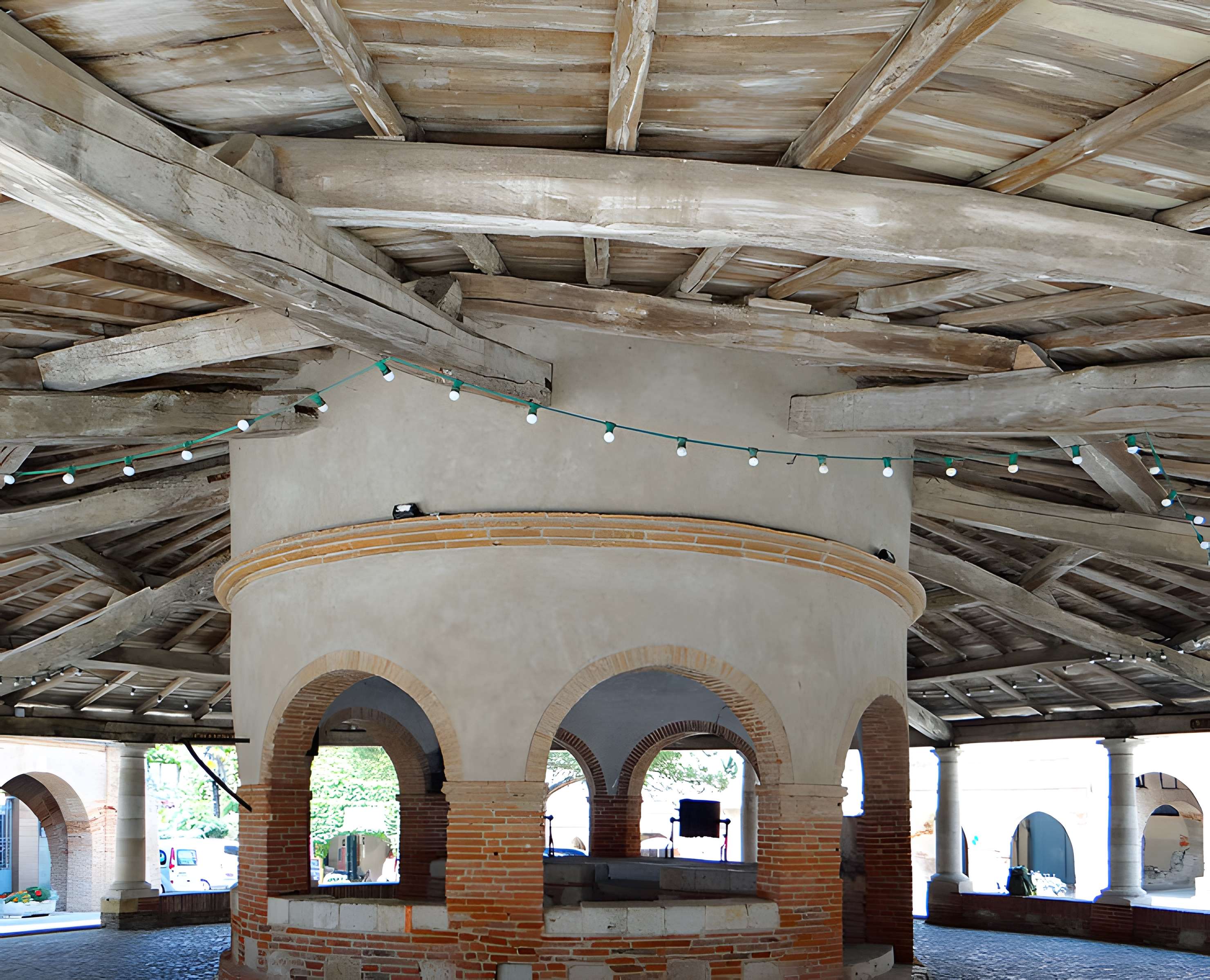 Halle aux grains d'Auvillar