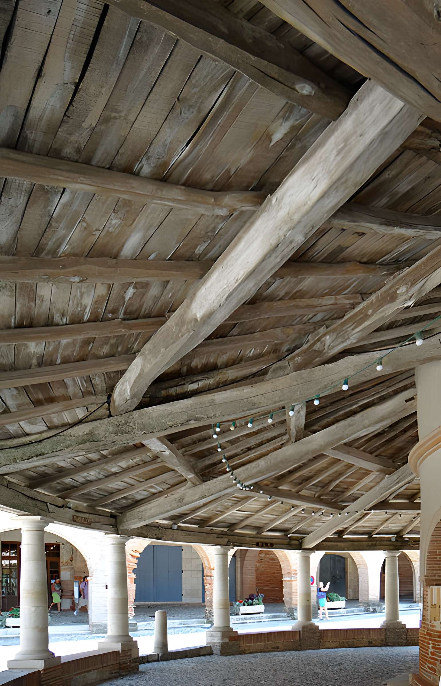 Halle aux grains d'Auvillar