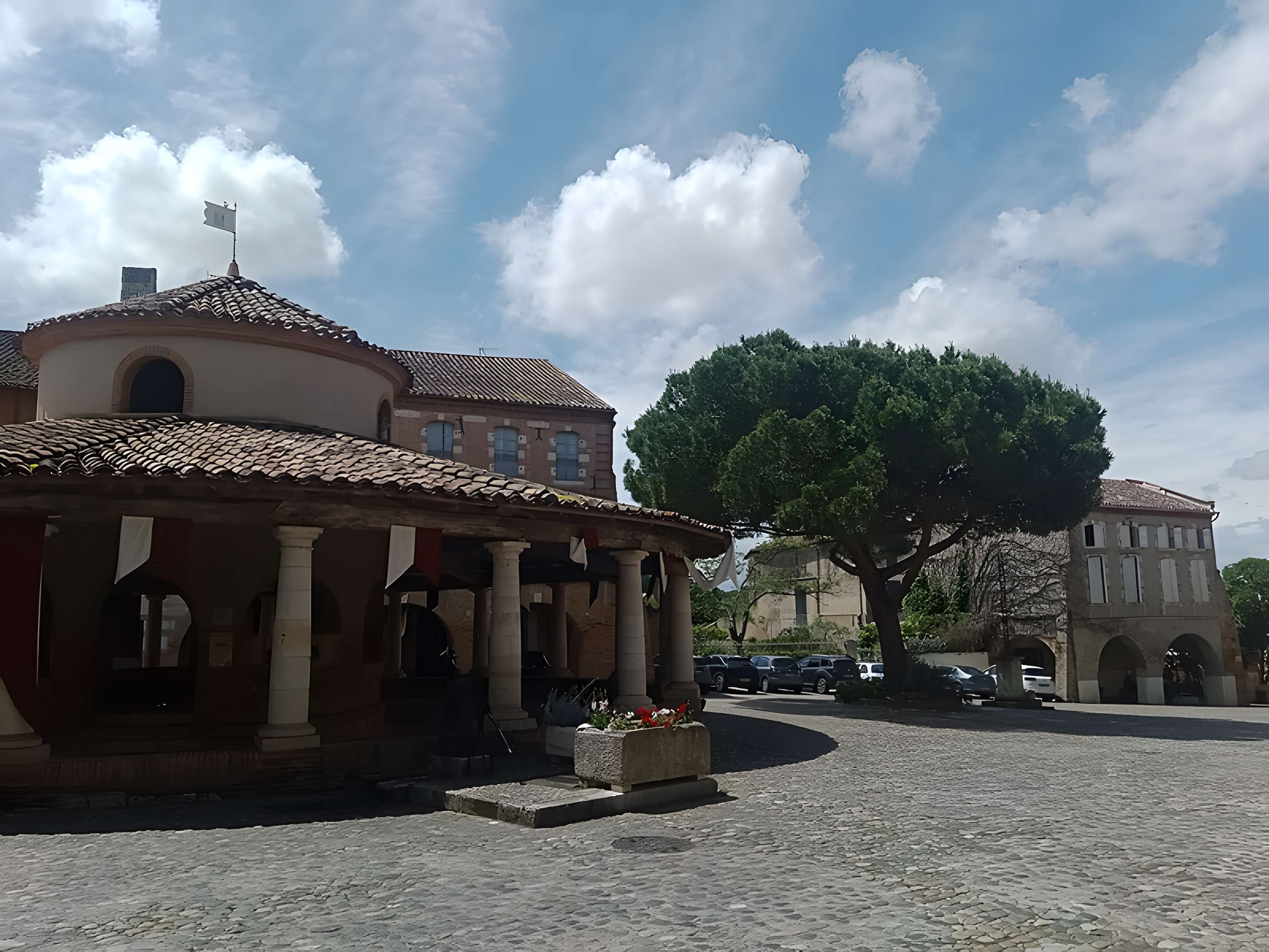 Halle aux grains d'Auvillar