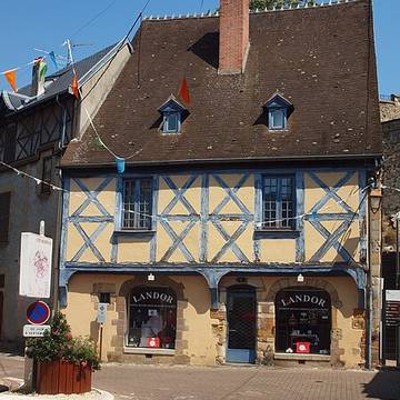 Maison, 2 Rue des Serruriers à Montluçon