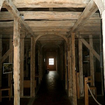 Halle aux laines de Montrésor