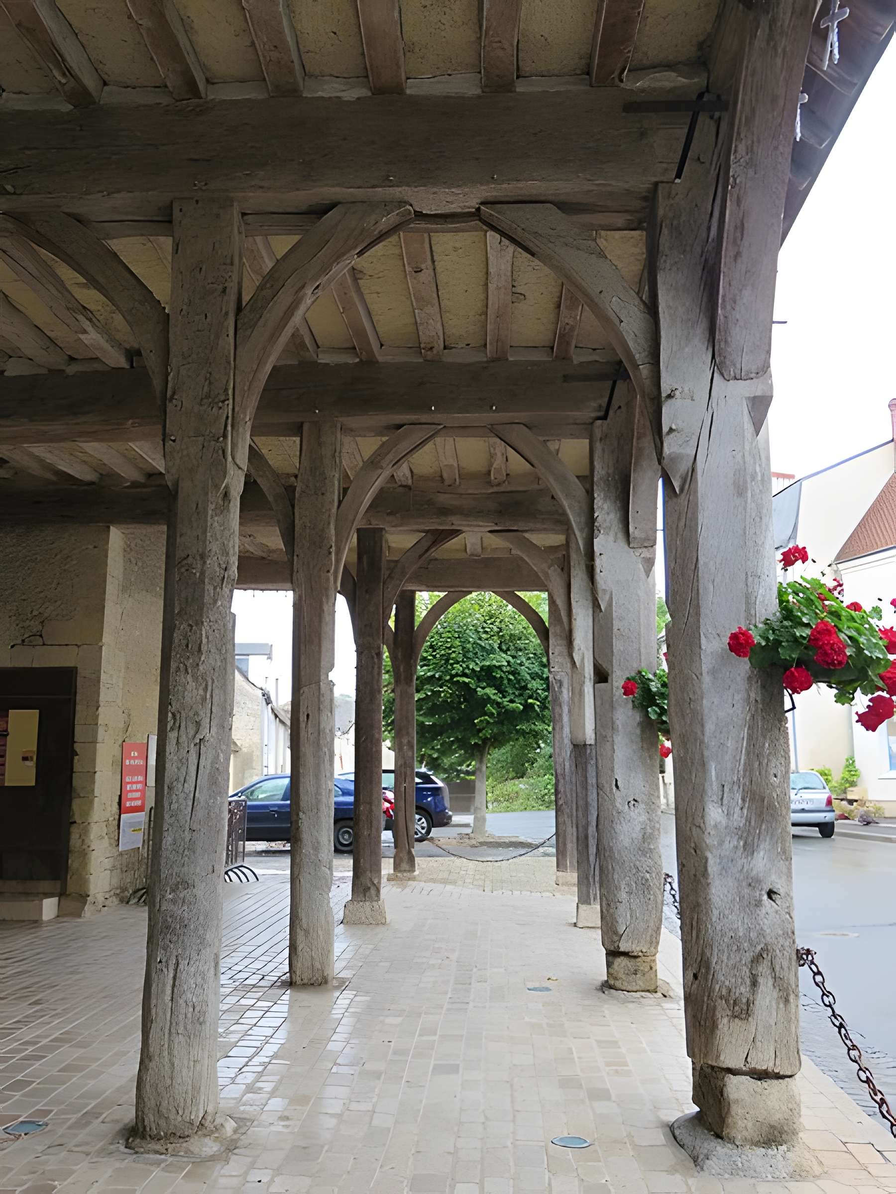 Halle aux laines de Montrésor