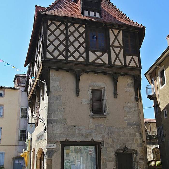 Photo de Maison, 21 Place de la Cité à Courpière