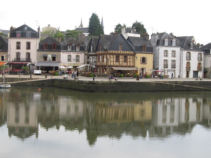 Maison, 21 Place Saint-Sauveur à Auray