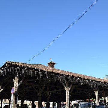 Halle de Beaumont-de-Lomagne