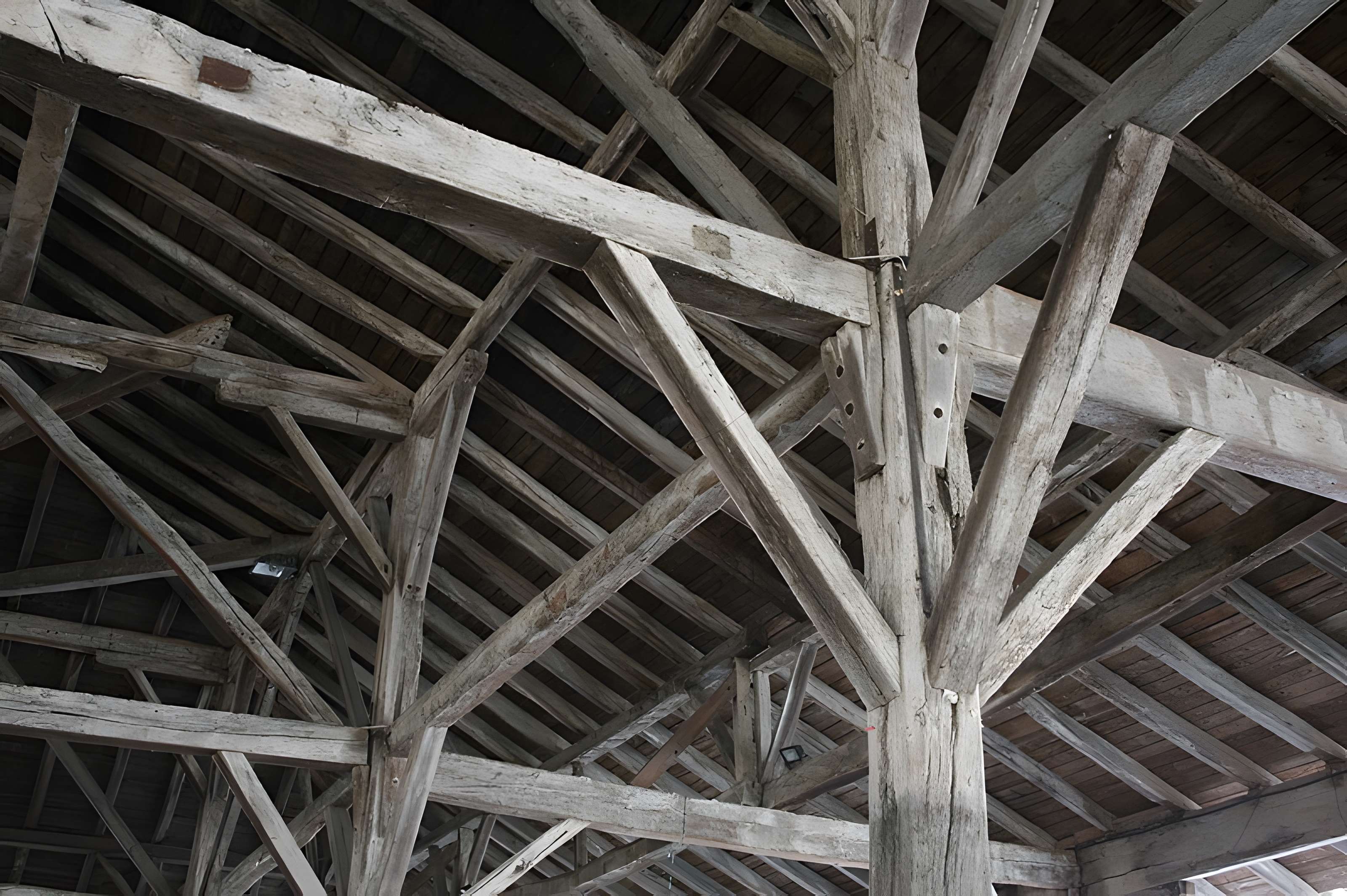 Halle de Beaumont-de-Lomagne