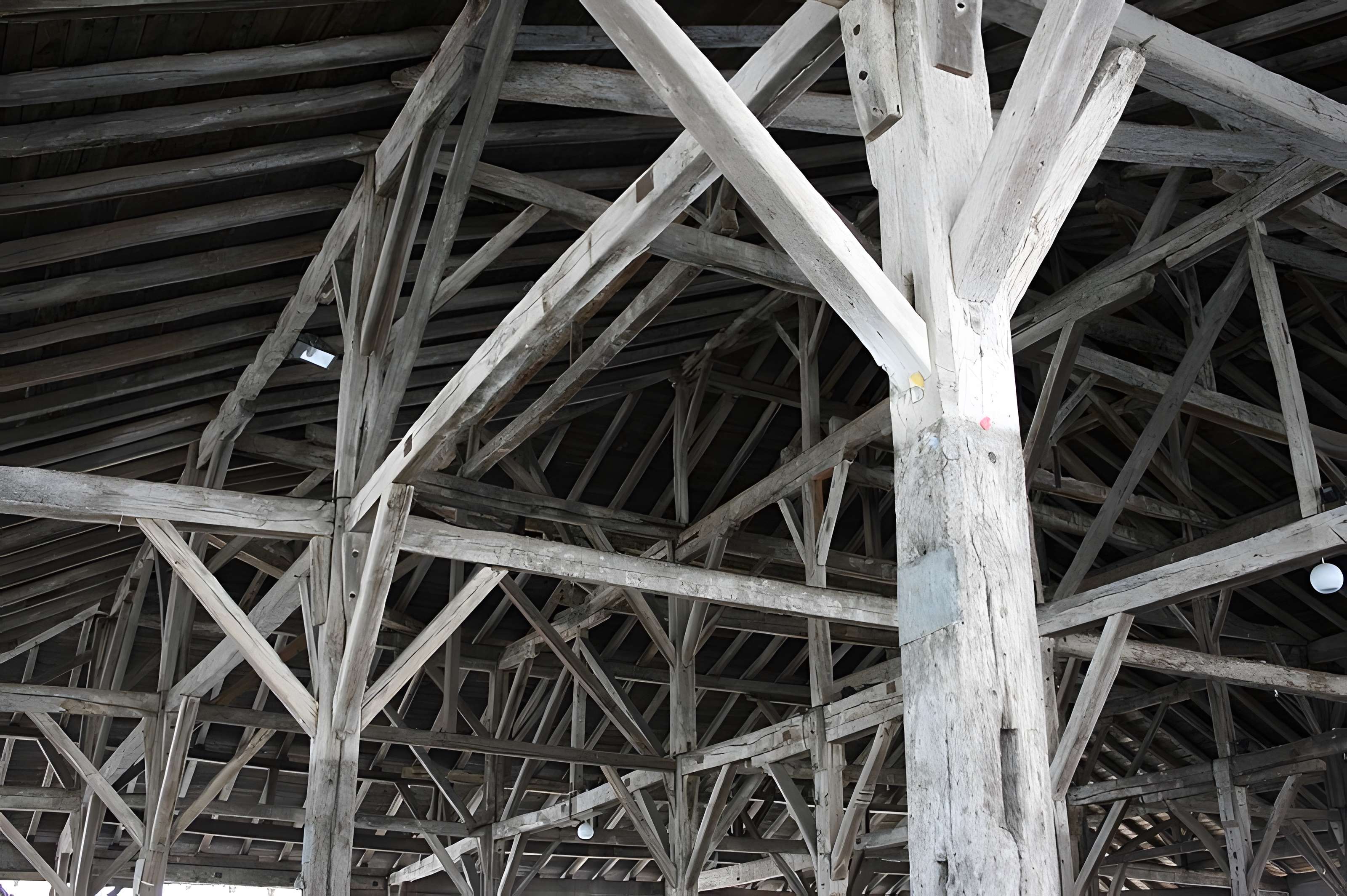 Halle de Beaumont-de-Lomagne