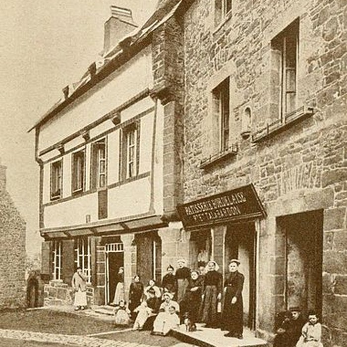 Photo de Maison, 22 Rue Ernest-Renan à Tréguier