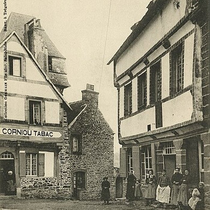 Photo de Maison, 22 Rue Ernest-Renan à Tréguier