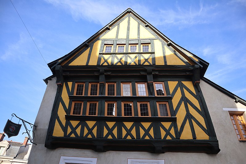 Maison, 25 Place de l'Église à Grand-Fougeray