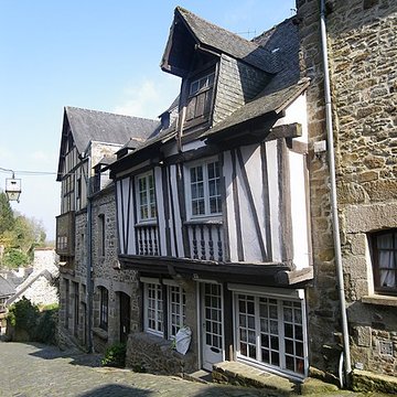 Maison, 30 Rue du Petit-Fort à Dinan