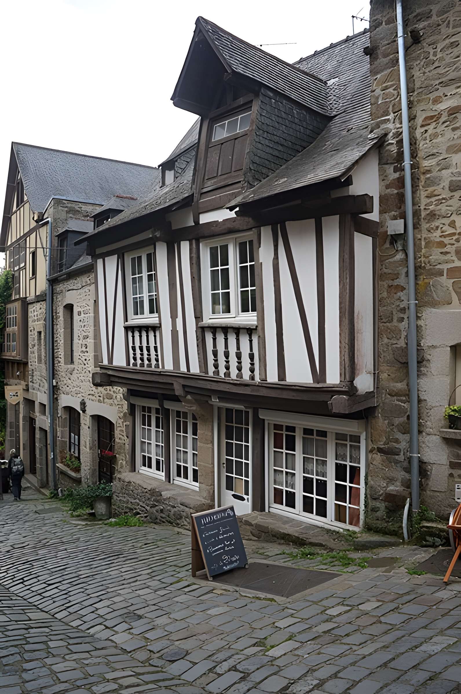 Maison, 30 Rue du Petit-Fort à Dinan