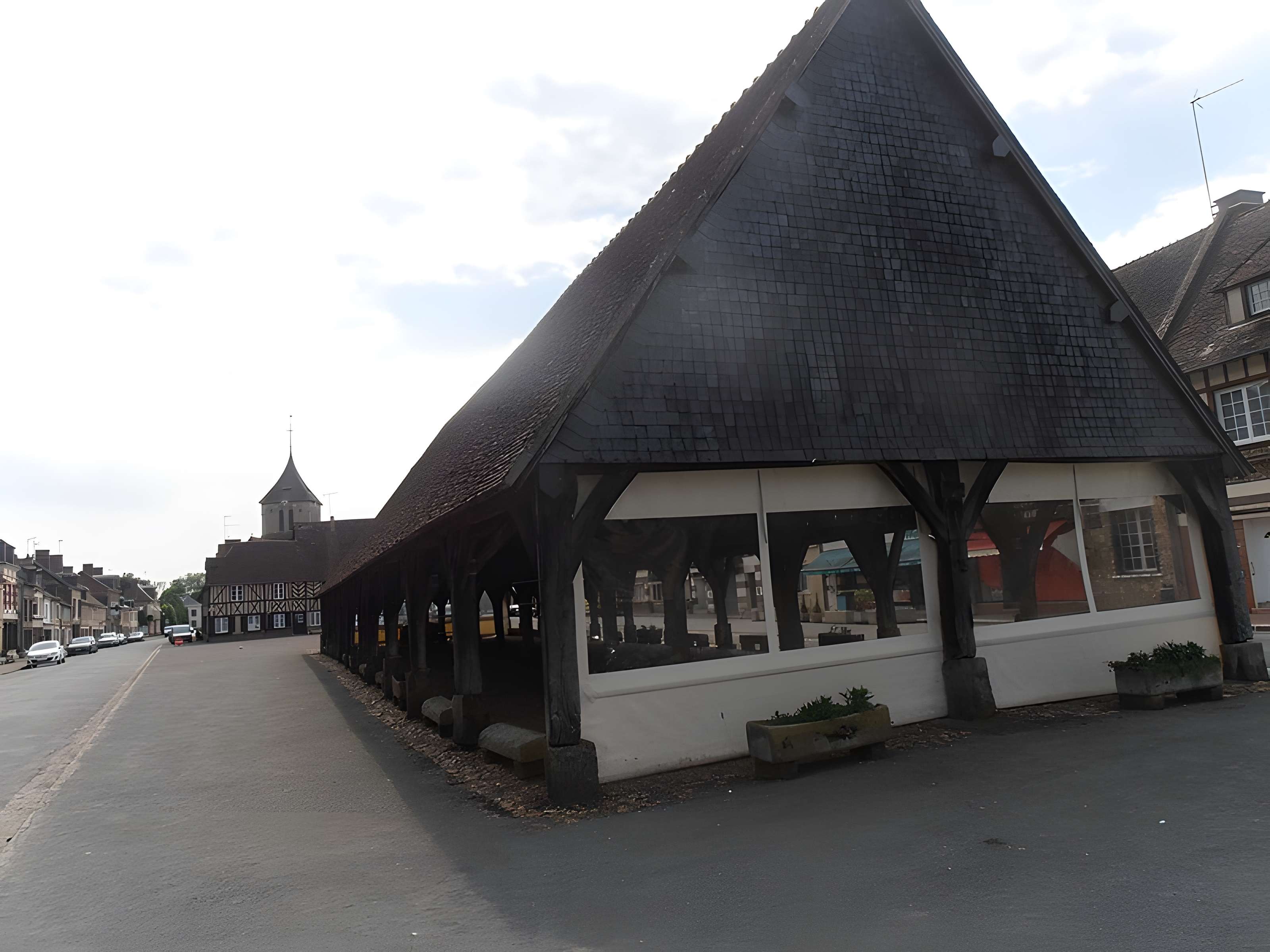 Halle de La Ferrière-sur-Risle