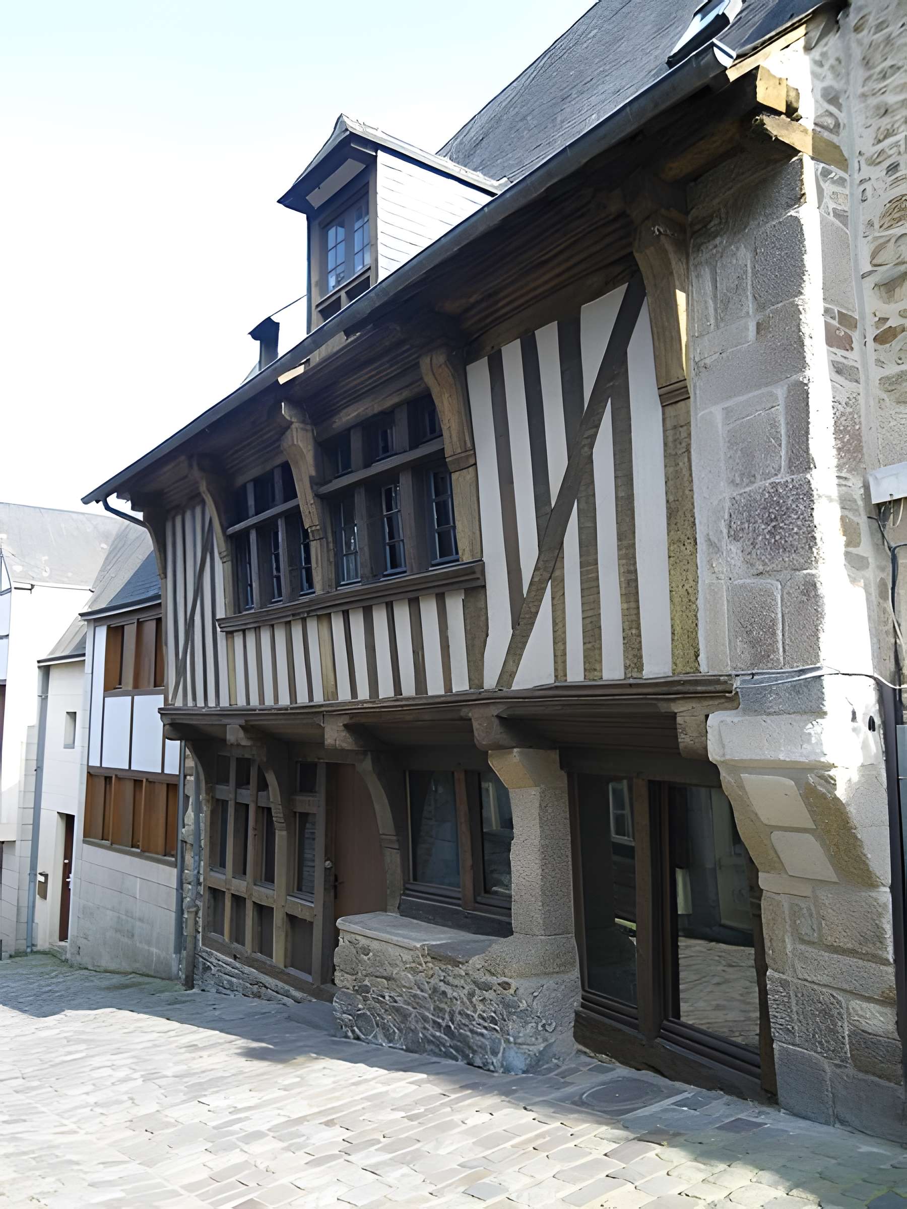 Maison, 38 Rue du Jerzual à Dinan