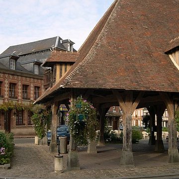 Halle de Lyons-la-Forêt