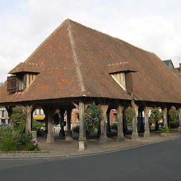 Halle de Lyons-la-Forêt
