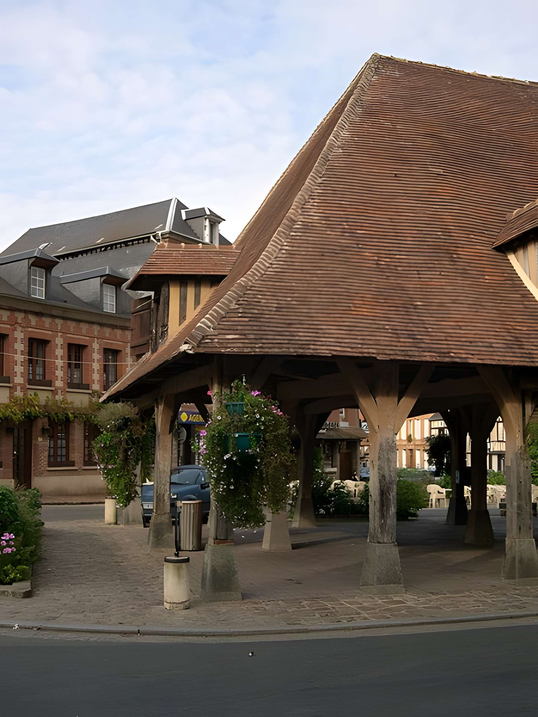 Halle de Lyons-la-Forêt