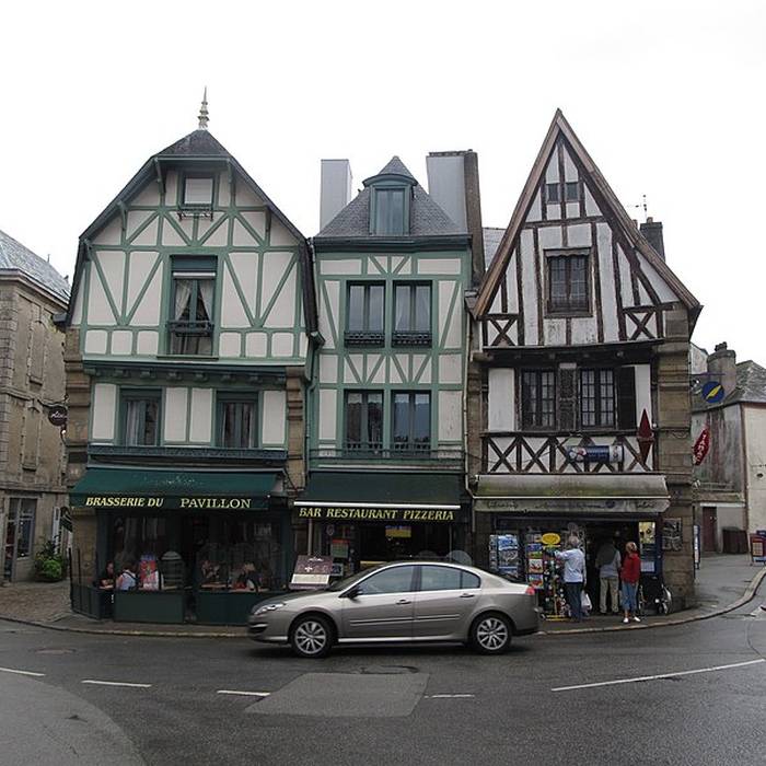 Photo de Maison, 5 Place de la République à Auray