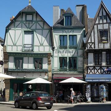 Maison, 5 Place de la République à Auray