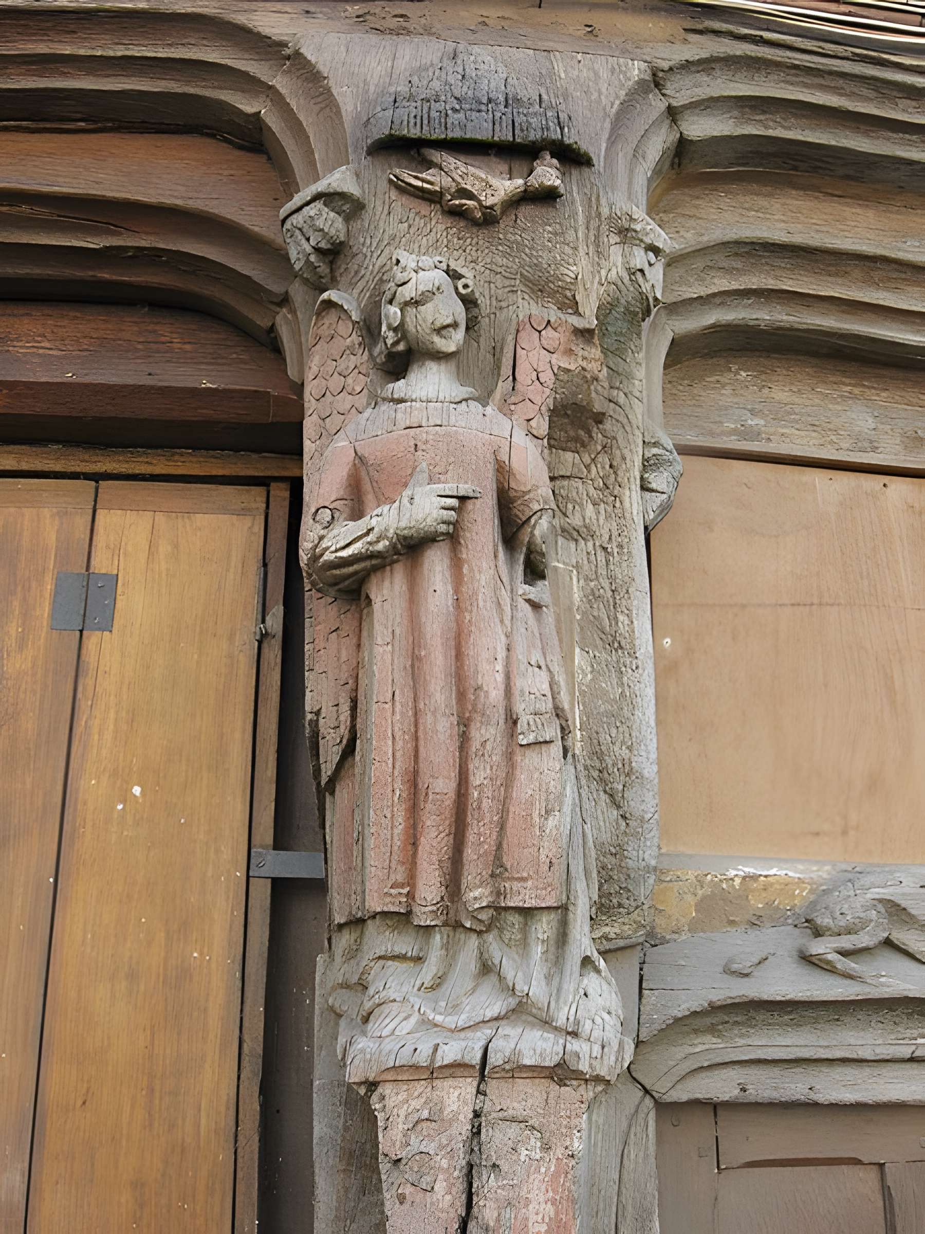 Maison, 5 Place du Change à Épernon