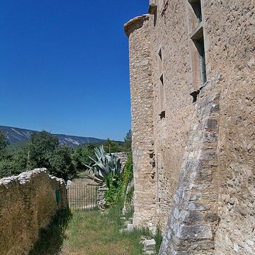 Abbaye Saint-Hilaire de Ménerbes