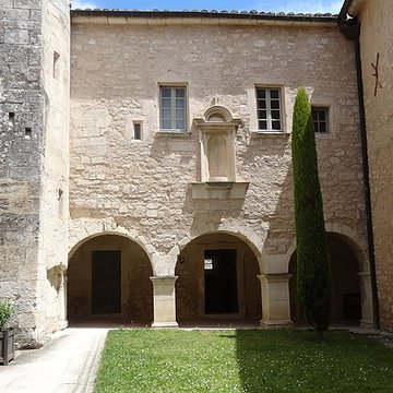 Abbaye Saint-Hilaire de Ménerbes