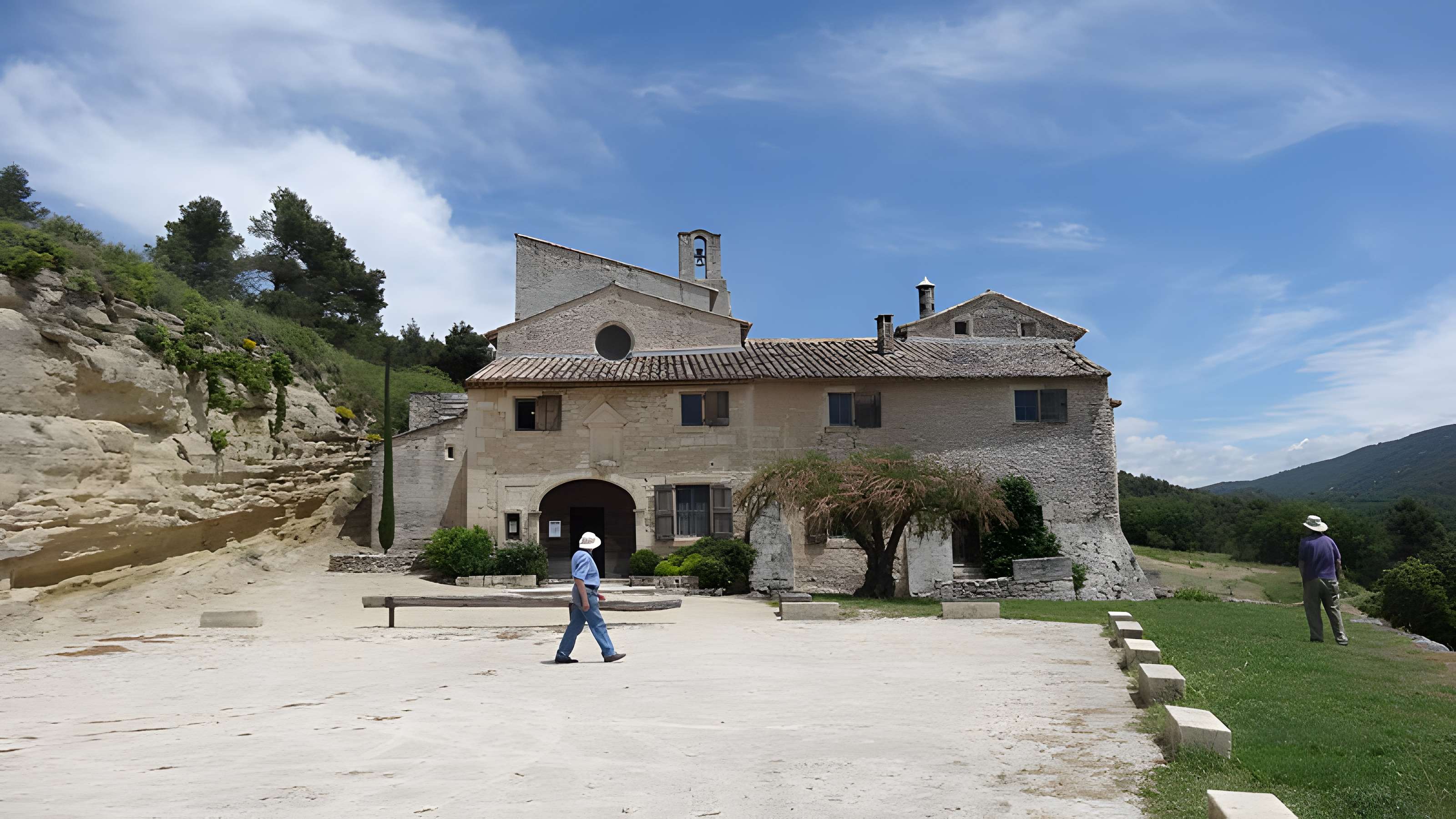 Abbaye Saint-Hilaire de Ménerbes