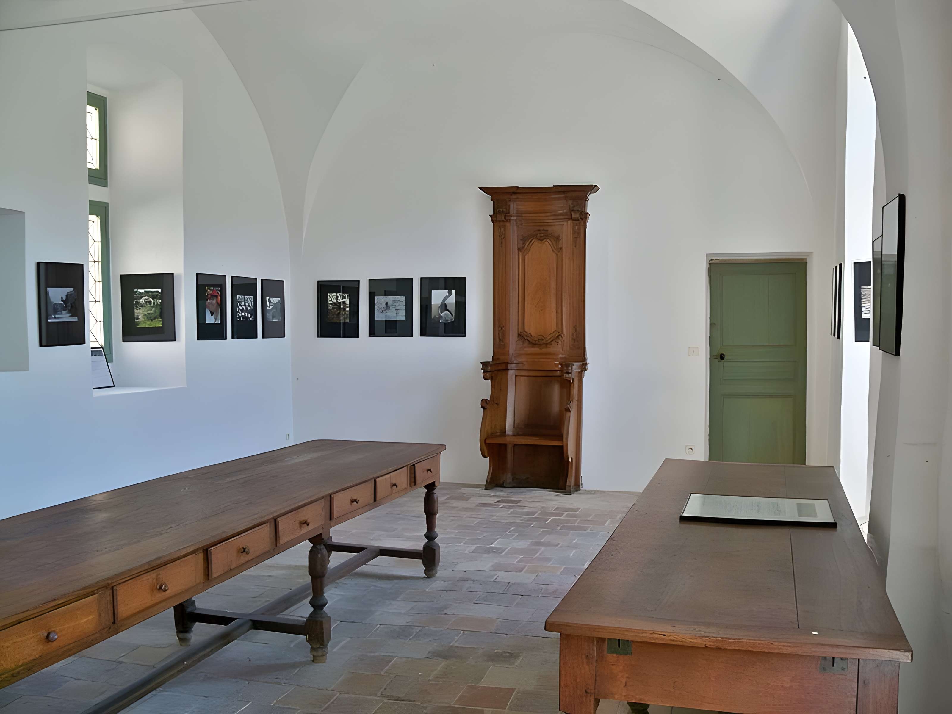 Abbaye Saint-Hilaire de Ménerbes