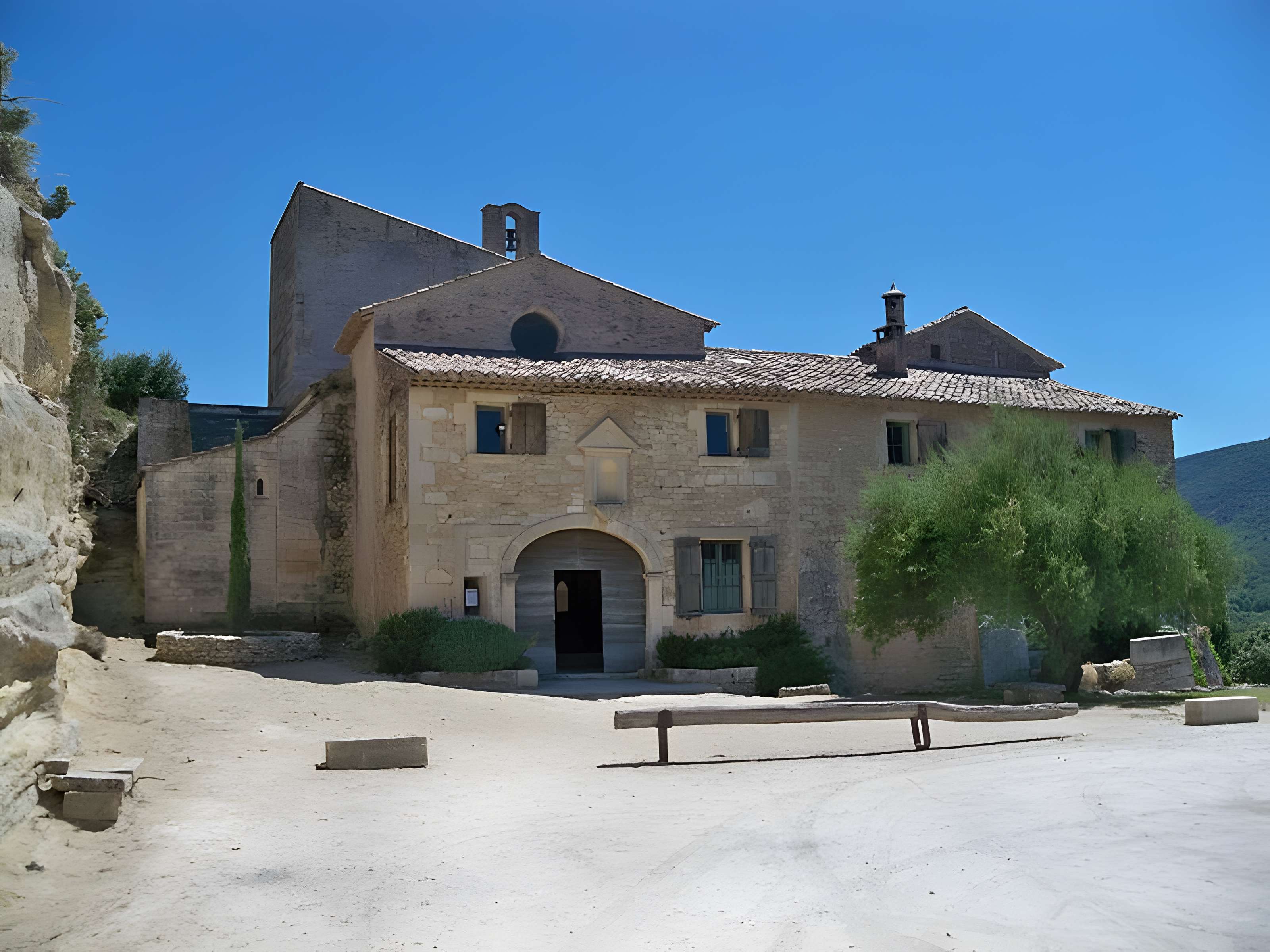 Abbaye Saint-Hilaire de Ménerbes