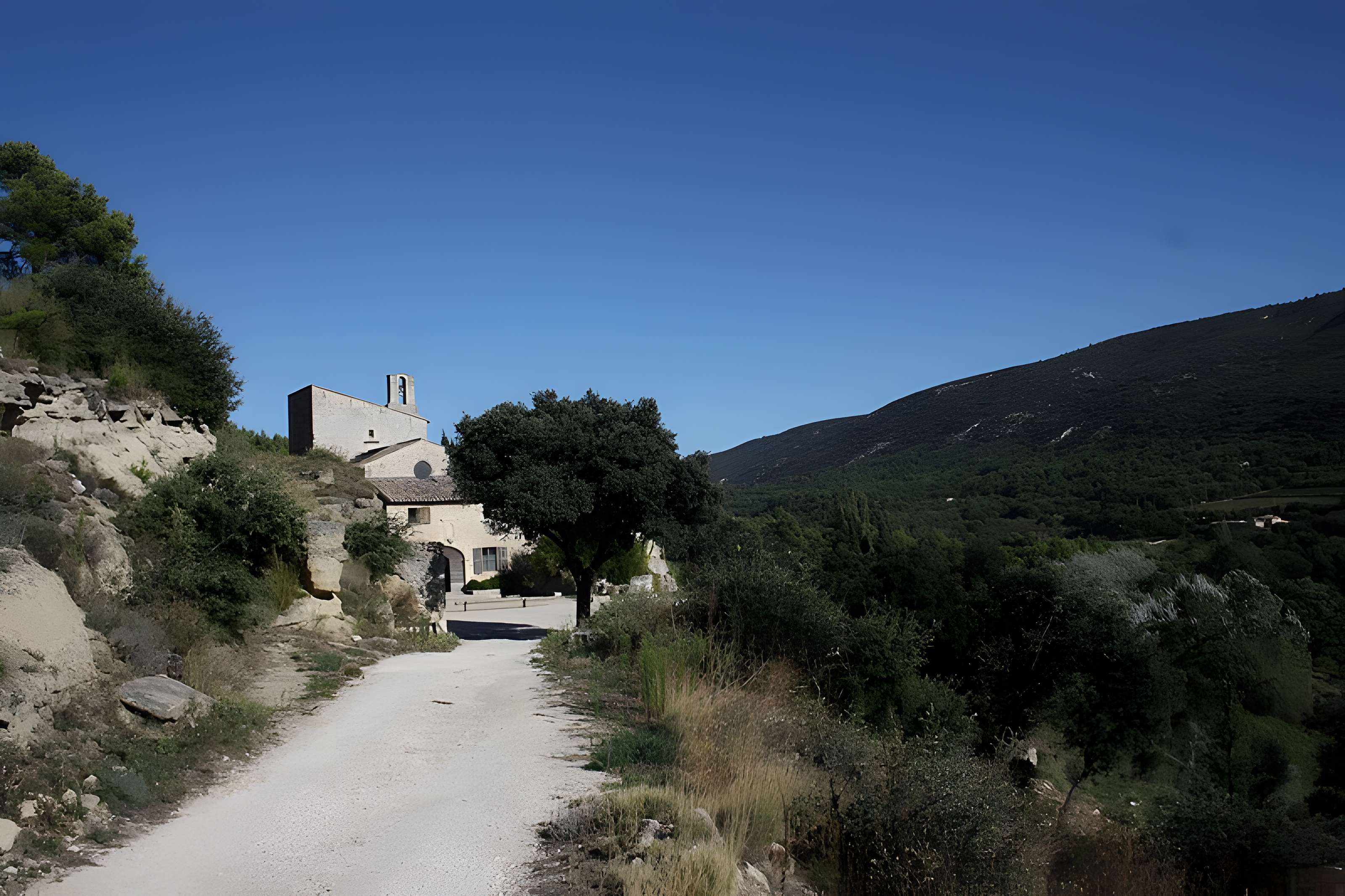 Abbaye Saint-Hilaire de Ménerbes