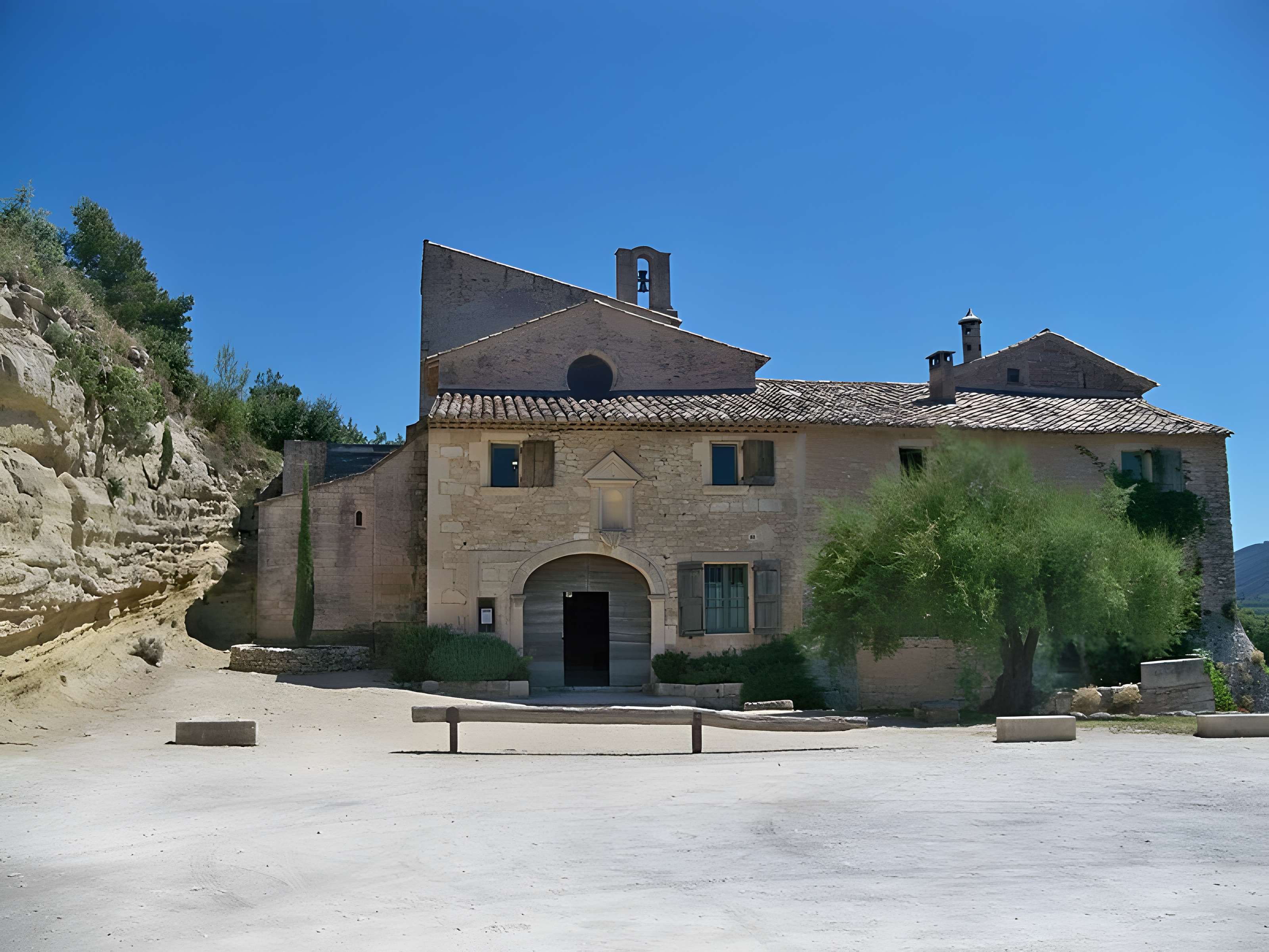 Abbaye Saint-Hilaire de Ménerbes