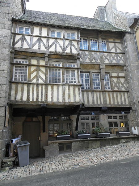 Photo de Maison, 56 Rue Ernest-Renan à Tréguier