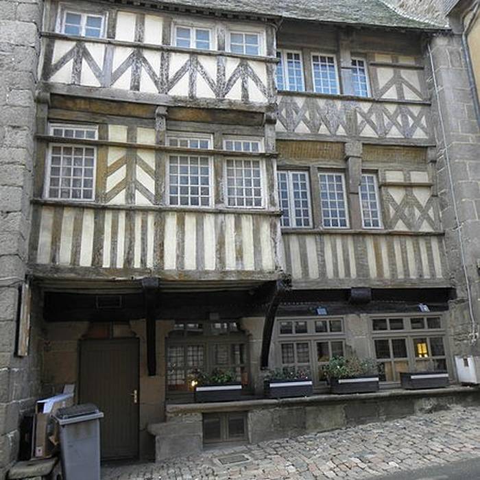 Photo de Maison, 56 Rue Ernest-Renan à Tréguier