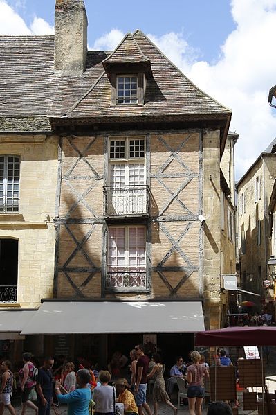 Photo de Maison, 6 Place du Peyrou à Sarlat-la-Canéda