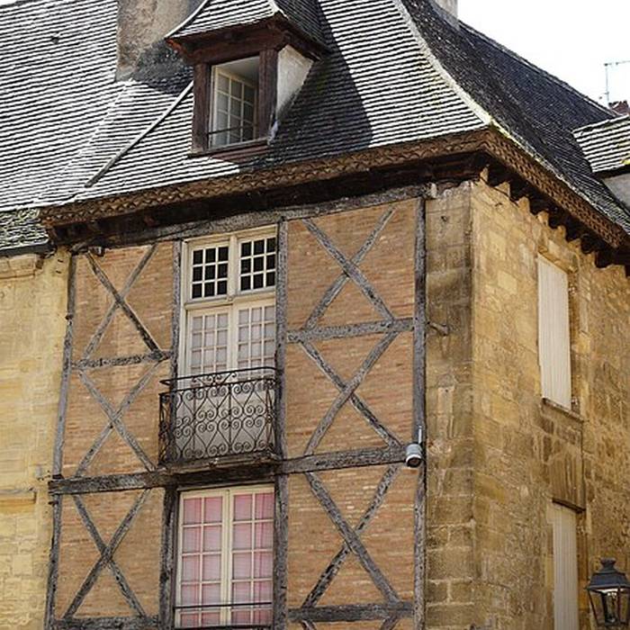 Photo de Maison, 6 Place du Peyrou à Sarlat-la-Canéda