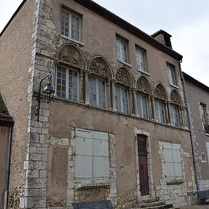 Photo de Maison, 7 Place de la Cathédrale à Chartres