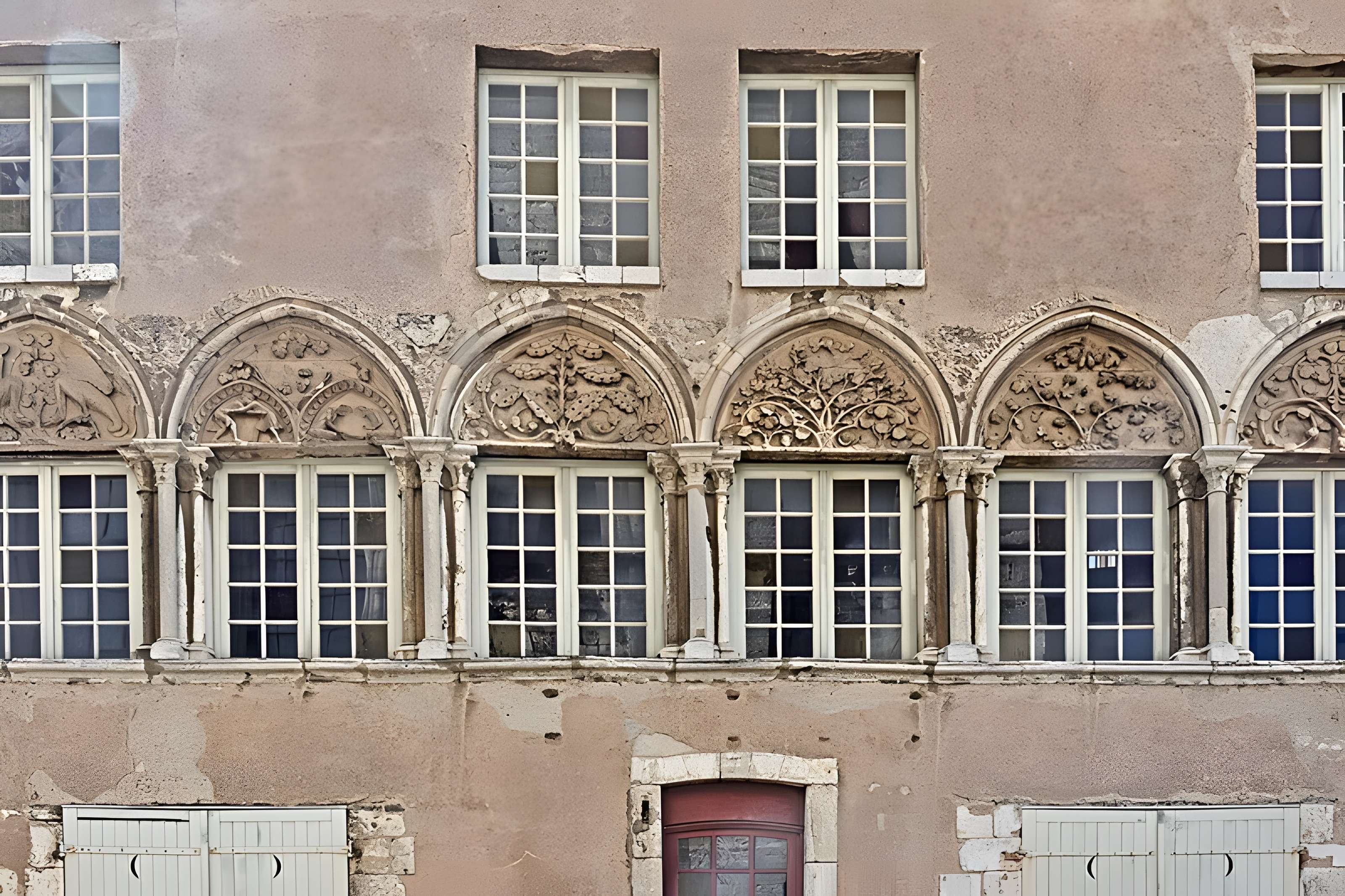 Maison, 7 Place de la Cathédrale à Chartres