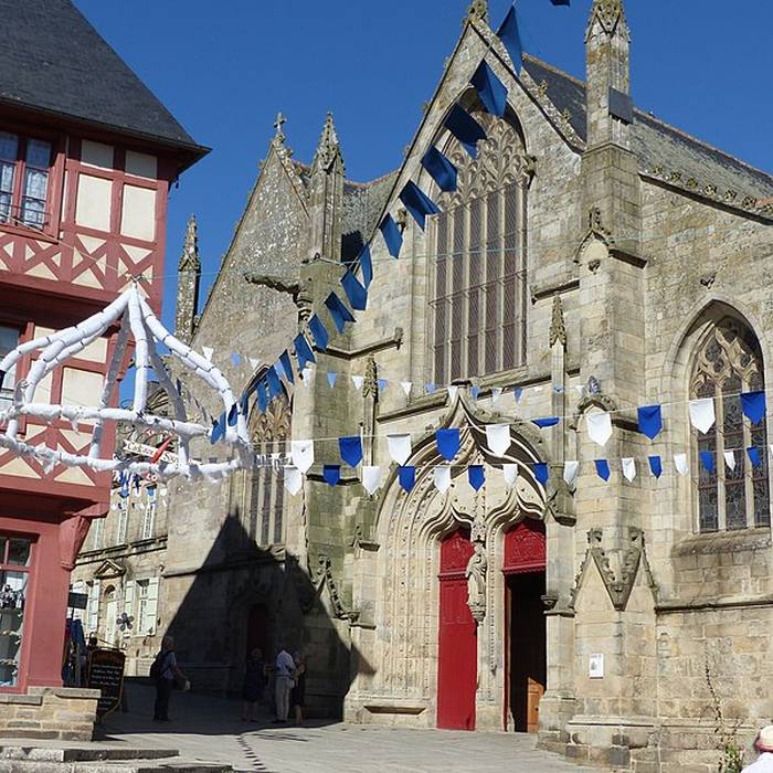 Photo de Maison, Place Notre-Dame à Josselin