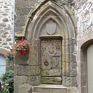 Maison, Rue des Templiers à Salers