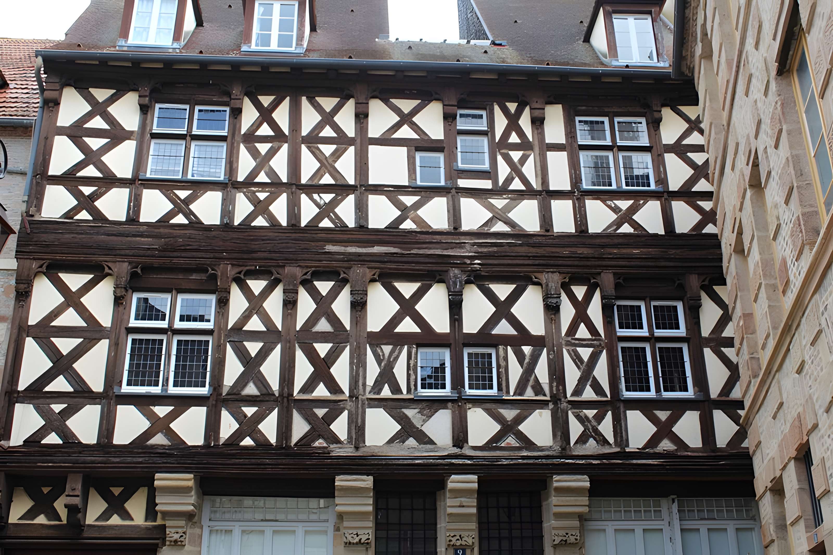 Maison, Rue Grenier à Moulins