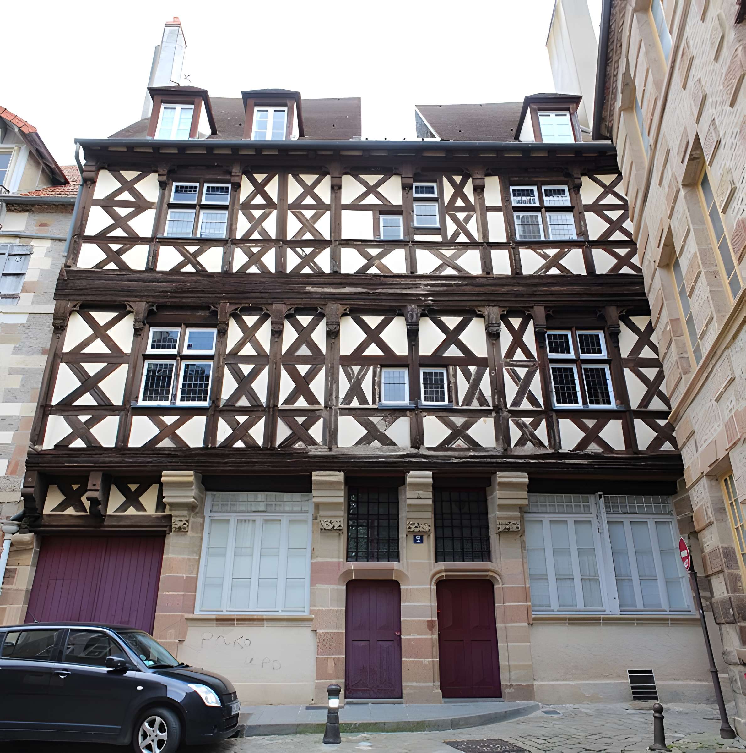 Maison, Rue Grenier à Moulins