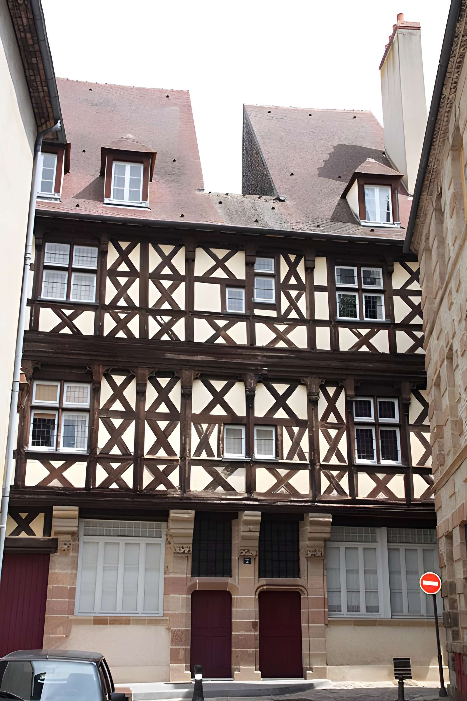 Maison, Rue Grenier à Moulins